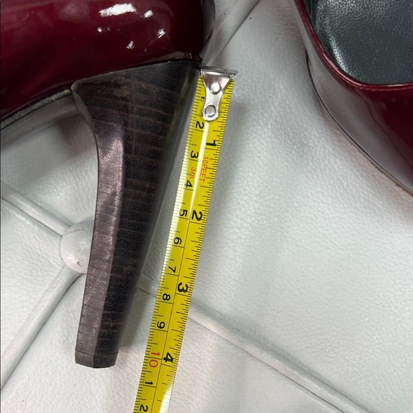Stuart Weitzman Dark Red Heels - Picture 5 of 7